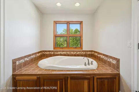 461 Raindrop Ct, Mason, MI 48854 photo 24