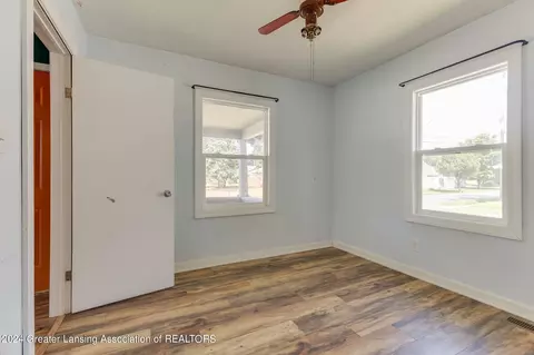 821 Cooper Ave, Lansing, MI 48910 photo 8