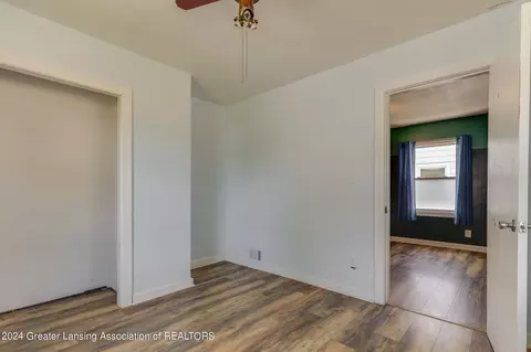 821 Cooper Ave, Lansing, MI 48910 photo 23