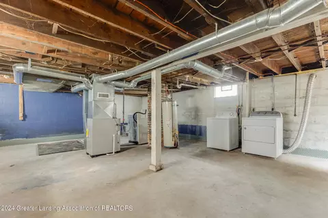 821 Cooper Ave, Lansing, MI 48910 photo 21