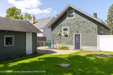 821 Cooper Ave, Lansing, MI 48910 photo 24