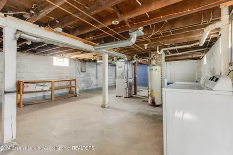 821 Cooper Ave, Lansing, MI 48910 photo 20