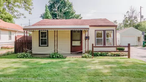 736 Jessop Ave, Lansing, MI 48910