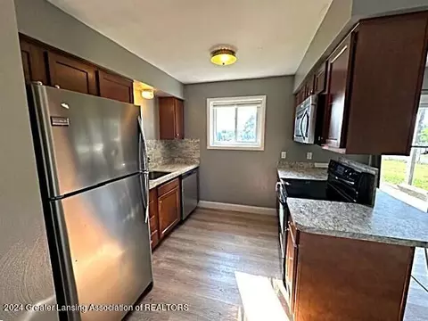 605-607 N Bridge St, Dewitt, MI 48820 photo 20