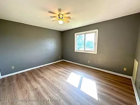 605-607 N Bridge St, Dewitt, MI 48820 photo 11