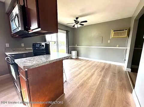 605-607 N Bridge St, Dewitt, MI 48820 photo 17