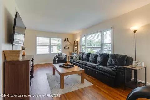 3246 Pickwick Place Pl, Lansing, MI 48917 photo 7