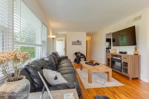 3246 Pickwick Place Pl, Lansing, MI 48917 photo 8