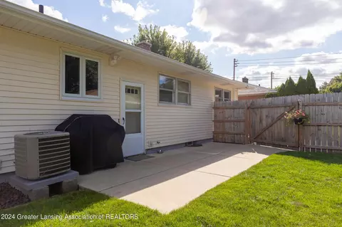 3246 Pickwick Place Pl, Lansing, MI 48917 photo 29
