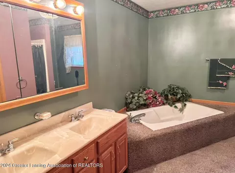 506 N State Rd, Owosso, MI 48867 photo 15