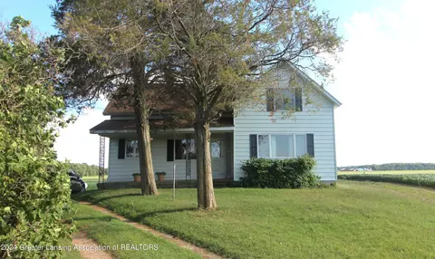 5262 E Gratiot Rd, Elsie, MI 48831