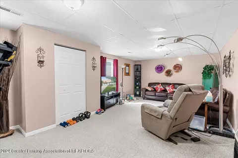 16730 Jerry Rd, Lansing, MI 48906 photo 23
