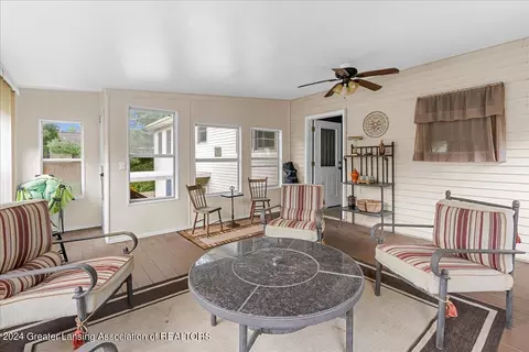 16730 Jerry Rd, Lansing, MI 48906 photo 22