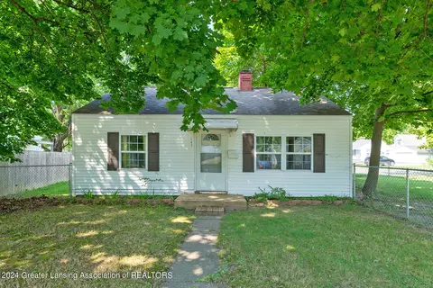 747 Fenton St, Lansing, MI 48910