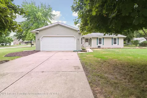4001 N Wayside Dr, Saginaw, MI 48603