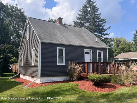 6028 Valencia Blvd, Lansing, MI 48911