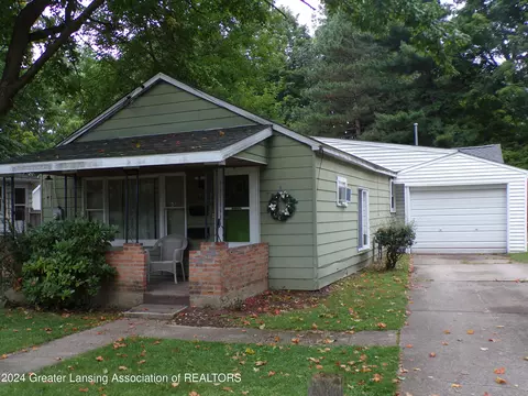 Exterior - 309 E Shaw St, Charlotte, MI 48813 photo 1 of 3