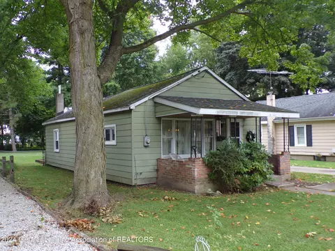 Other - 309 E Shaw St, Charlotte, MI 48813 photo 3 of 12