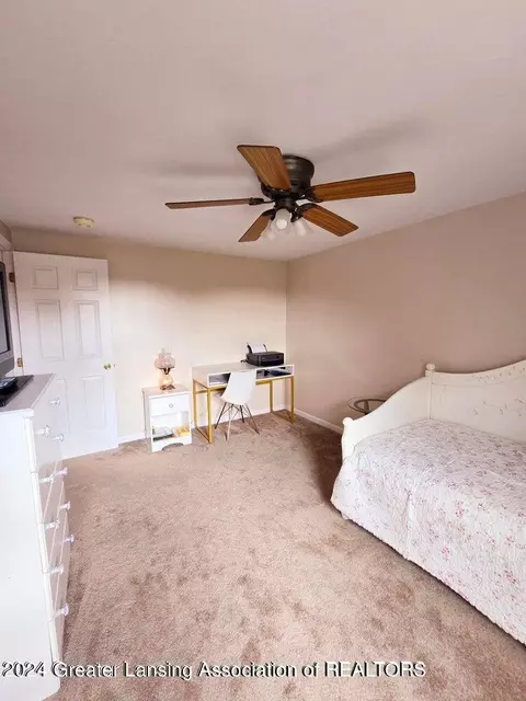Bedroom - 6342 Beechfield Dr, Lansing, MI 48911 photo 2 of 5
