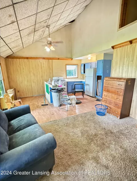 8382 NW Spring Rd, Stanton, MI 48888 photo 3