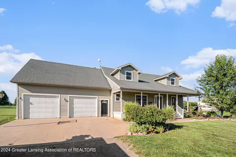 Exterior - 4113 E Jason Rd, Saint Johns, MI 48879 photo 3 of 8