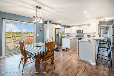 Dining - 4113 E Jason Rd, Saint Johns, MI 48879 photo 1 of 2