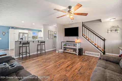 Entry Way - 4113 E Jason Rd, Saint Johns, MI 48879 photo 1 of 1