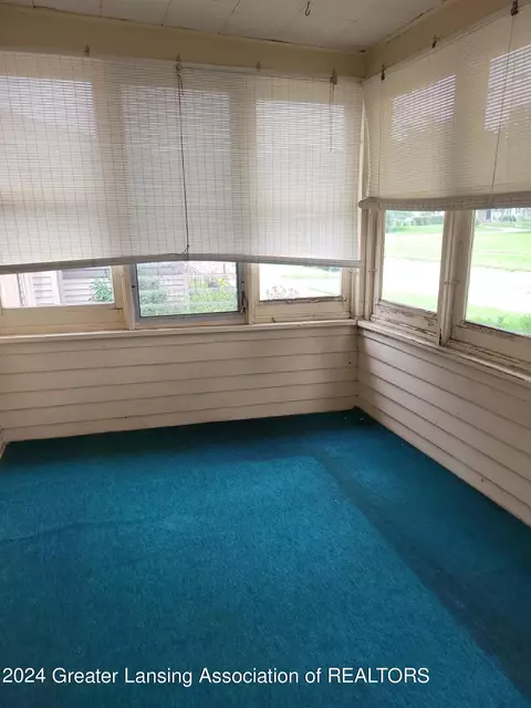 234 Wall St, Jackson, MI 49203 photo 2