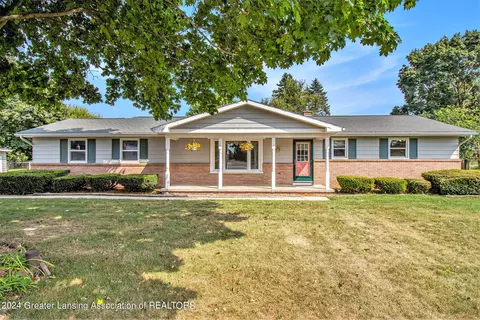 7941 Vista Ave, Grand Ledge, MI 48837