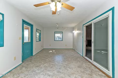 1189 W Round Lake Rd, Dewitt, MI 48820 photo 19