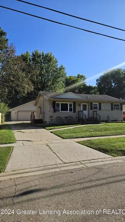 511 Amity St, Charlotte, MI 48813