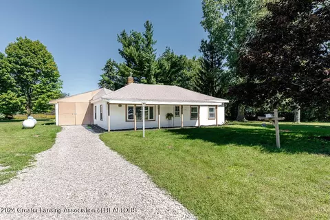 5958 Plains Rd, Eaton Rapids, MI 48827