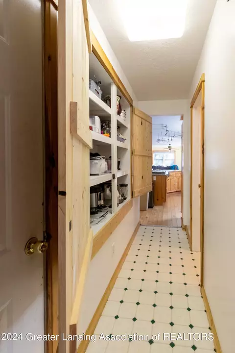 Entry Way - 15629 Chandler Rd, Bath, MI 48808 photo 4 of 6