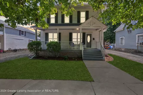 415 W Harris St, Charlotte, MI 48813