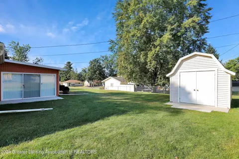 3396 Roosevelt Rd, Jackson, MI 49203 photo 8