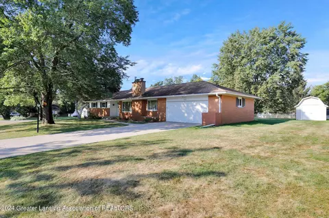 3396 Roosevelt Rd, Jackson, MI 49203 photo 2