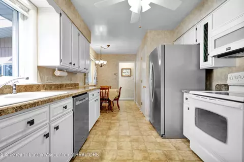 3396 Roosevelt Rd, Jackson, MI 49203 photo 20