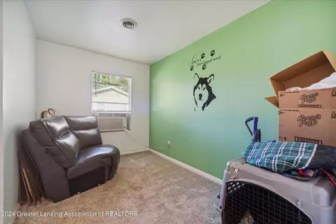 Bedroom - 4900 Kessler Dr, Lansing, MI 48910 photo 6 of 6