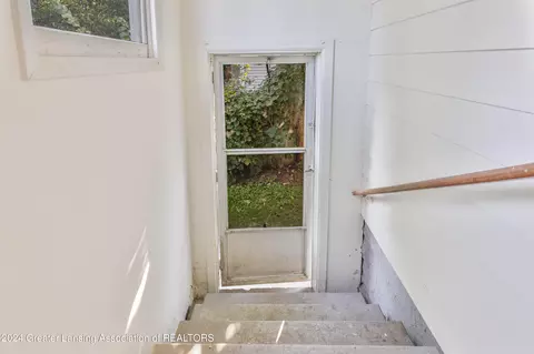 521 Tisdale Ave, Lansing, MI 48910 photo 17