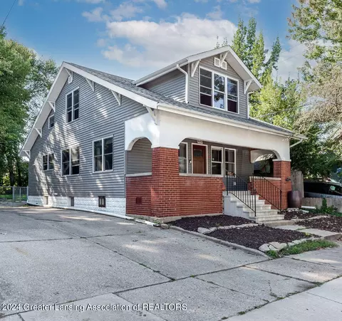 1612 Stirling Ave, Lansing, MI 48910