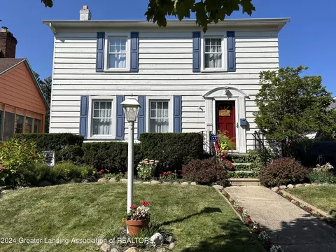 1317 Court St, Port Huron, MI 48060