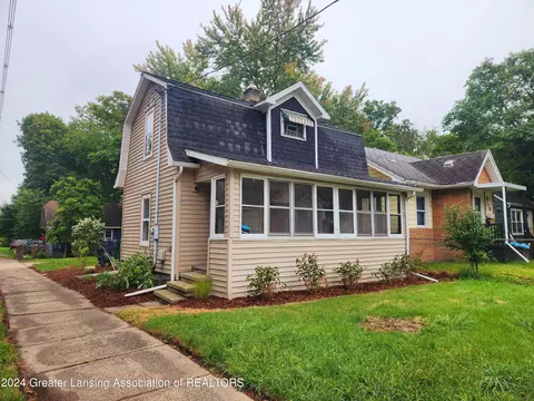 601 Leslie St, Lansing, MI 48912