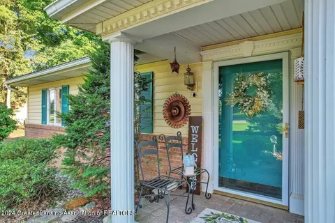 Exterior - 4149 W Herbison Rd, Dewitt, MI 48820 photo 1 of 9