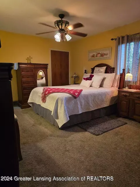 Bedroom - 4149 W Herbison Rd, Dewitt, MI 48820 photo 2 of 3