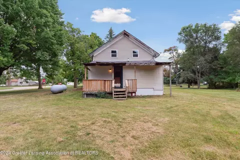 Exterior - 2989 N Pingree Rd, Alma, MI 48801 photo 4 of 4