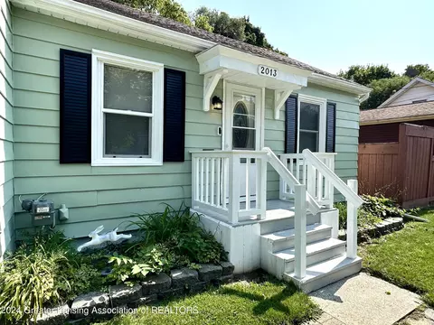 Exterior - 2013 Lyons Ave, Lansing, MI 48910 photo 3 of 7