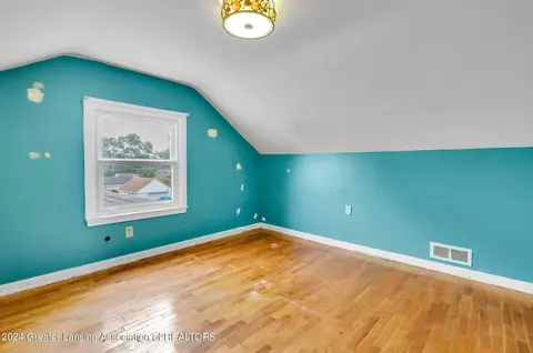 Bedroom - 2501 Devonshire Ave, Lansing, MI 48910 photo 6 of 6