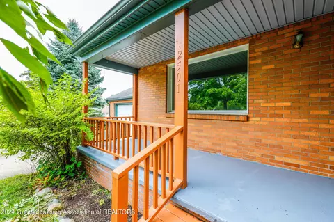 Exterior - 2501 Devonshire Ave, Lansing, MI 48910 photo 1 of 2