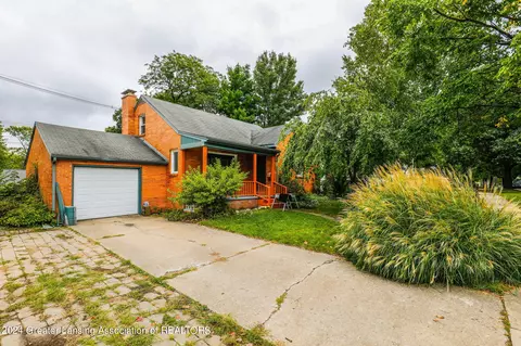 2501 Devonshire Ave, Lansing, MI 48910