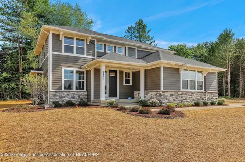 4350 Calipso Ct, Dewitt, MI 48820